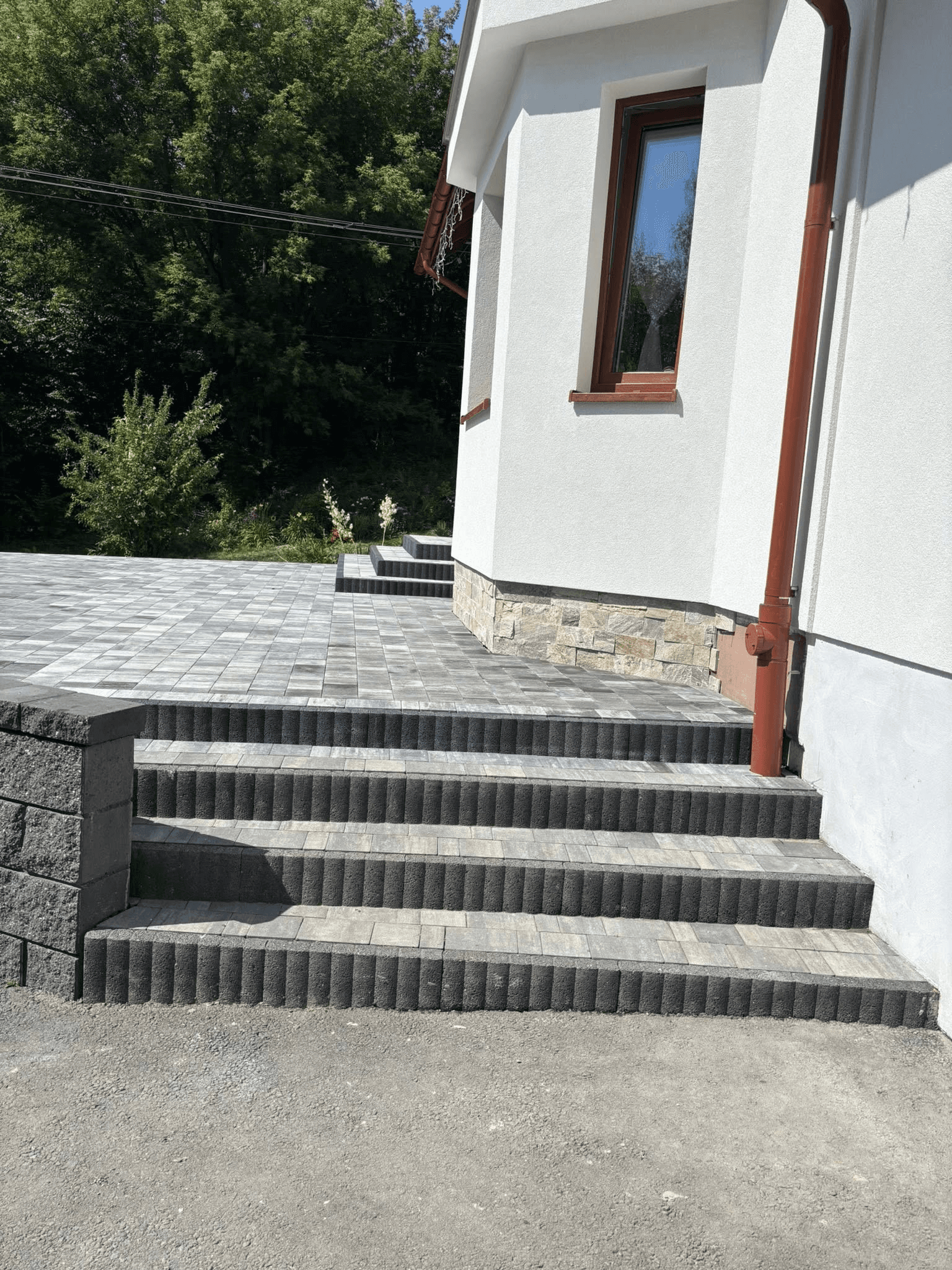 Układanie kostki brukowej